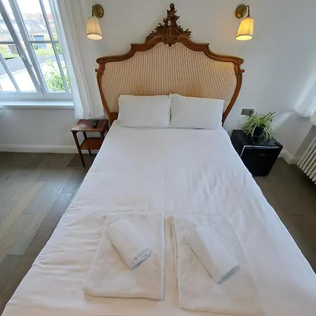 Bed & Breakfast Pickery